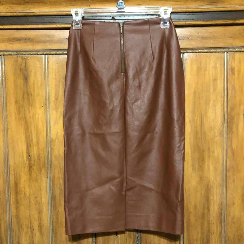 The Limited Women’s Brown Skirt. Size: Tall 0. Excellent Condition. - Picture 2 of 5
